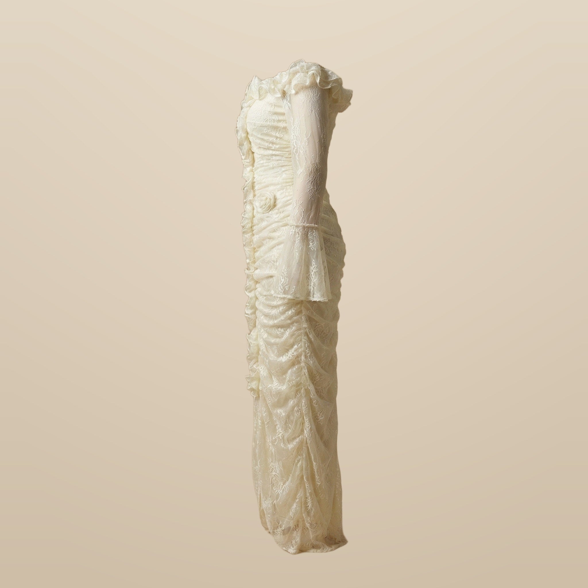 فستان نُورِ الورد دانتيل