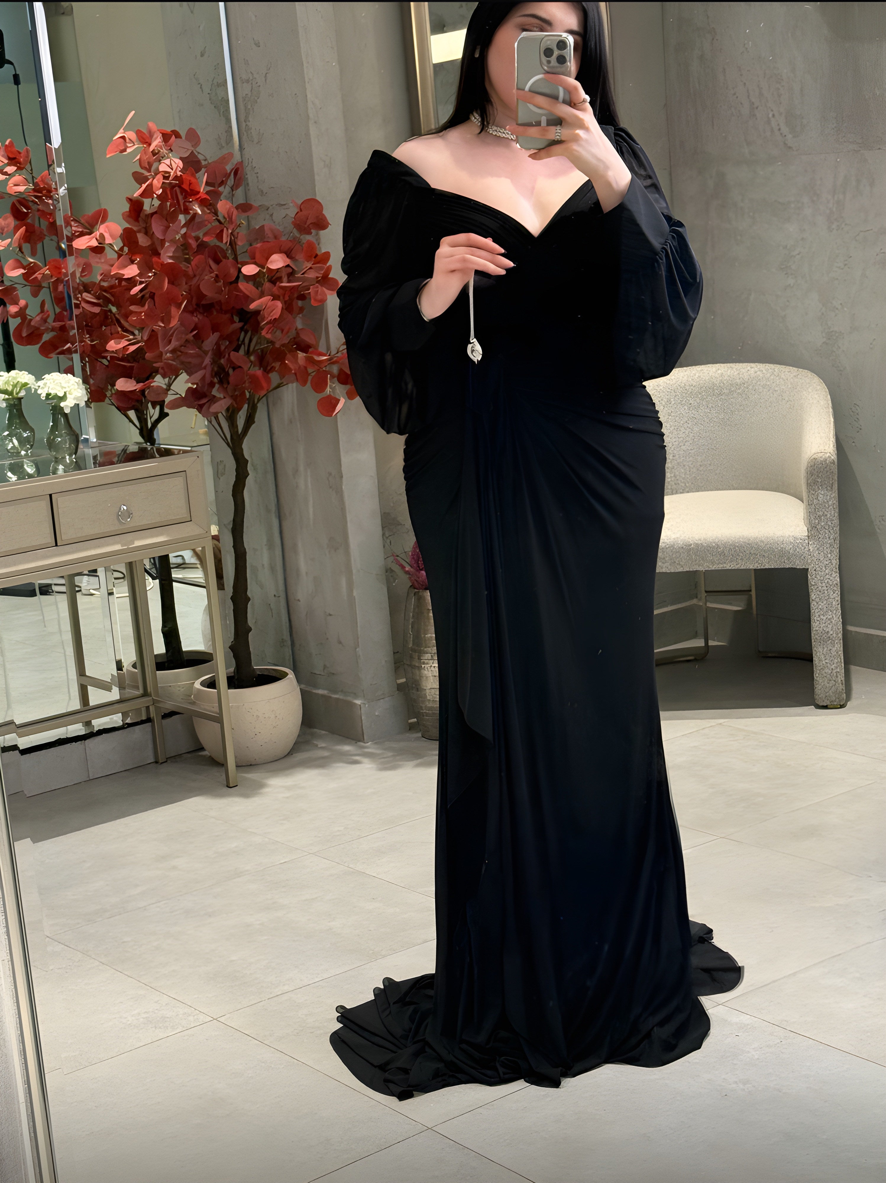 فستان أسود مخملي شيفون طبقات بكرستال